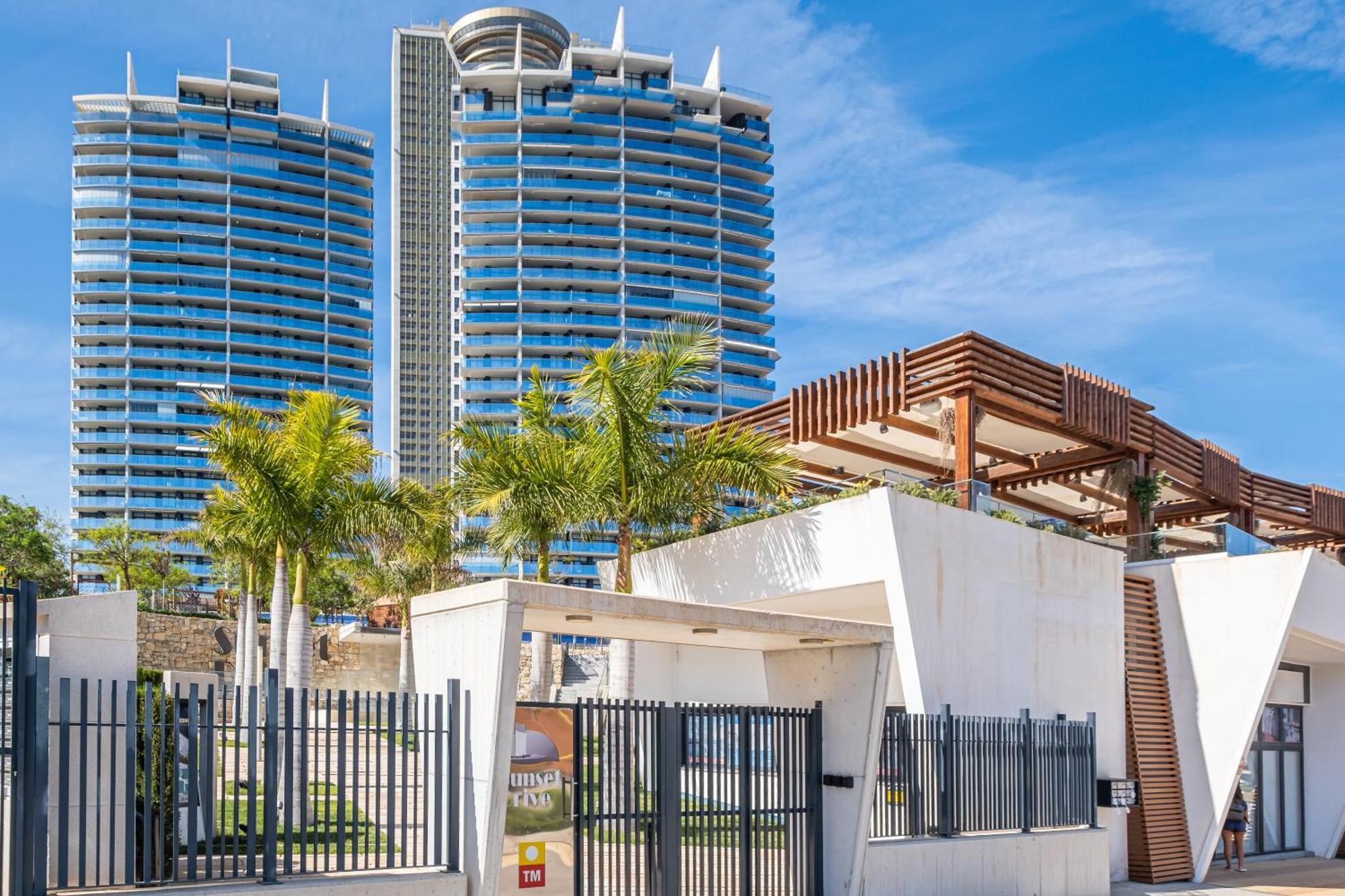 Sunset Drive Resort Apartment 4-8 Poniente Beach Benidorm Exteriör bild
